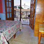 Konukevi Sotiras 3*