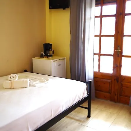 Πανσιόν Sotiras 3*